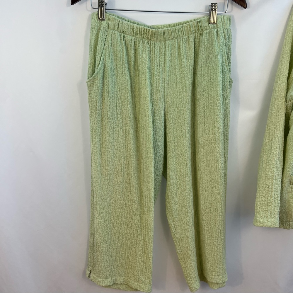 Joni B. Jacket Pants Suit Capri Women's Petite L Large Textured Crinkle Soft - Picture 7 of 9